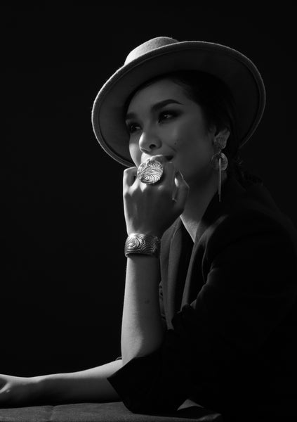 ORI TAO TOBACCO PRINCESS CLUB STATEMENT RING