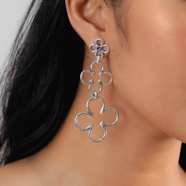 ORI TAO CLOVER 3 clovers post earrings with strass top (silvered)