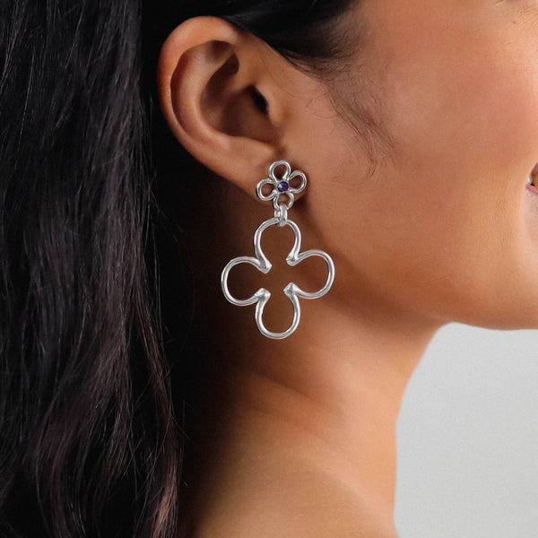 ORI TAO CLOVER 2 clovers post earrings (silvered)