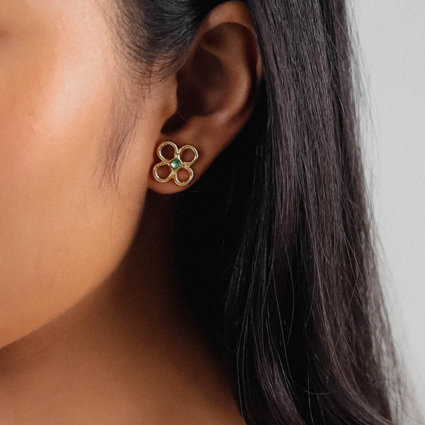 ORI TAO CLOVER clover stud earrings (golden)