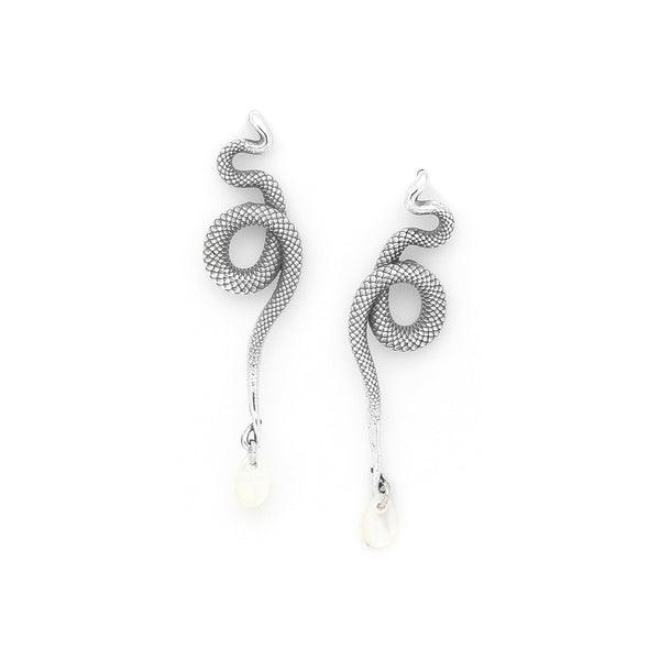 ORI TAO VENIN snake post earrings (silvered)