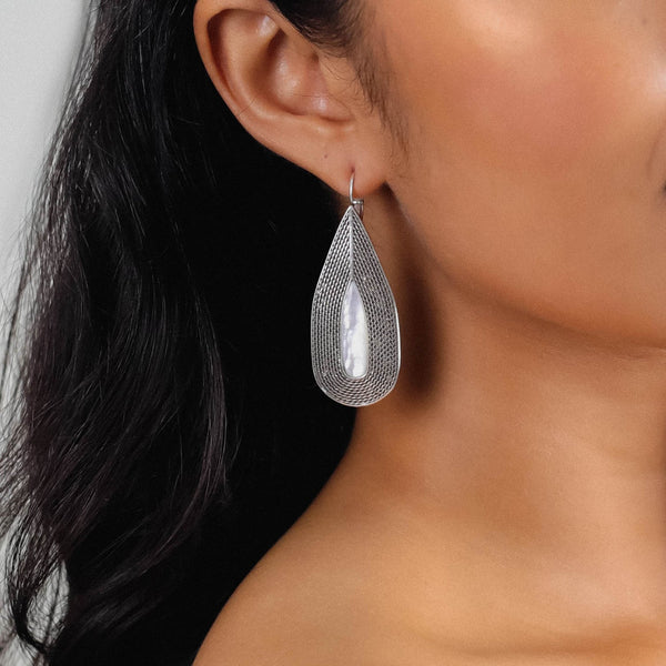 ORI TAO MIYAKO large french hook drop earrings (silvered)