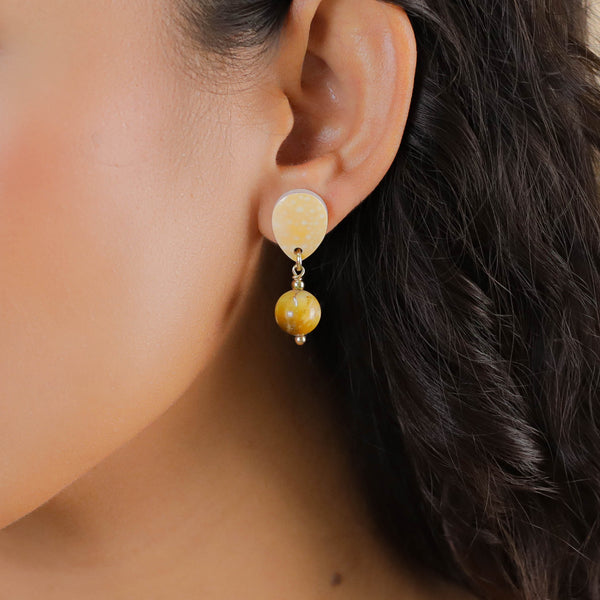 ALEGRIA BEACH   post earrings with tiger eyes dangle