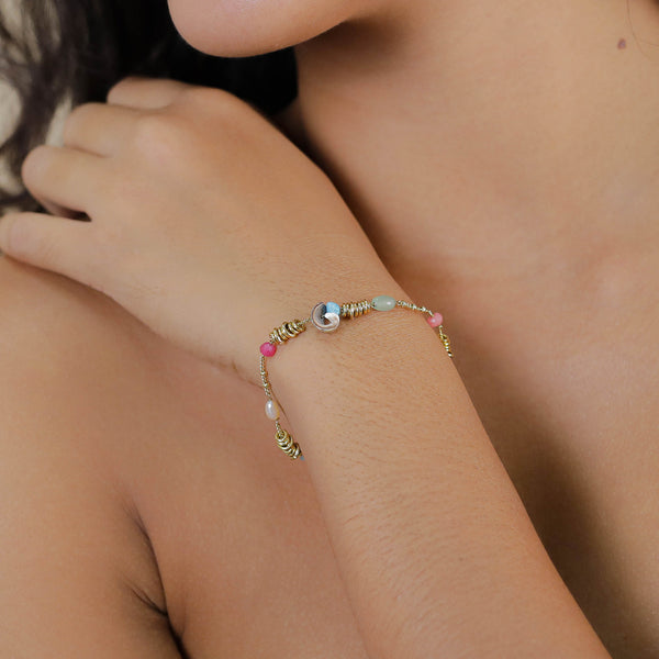 SUMMER   looped bead bracelet