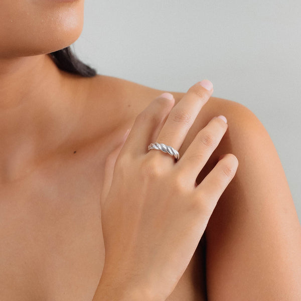 ORI TAO MERIDA simple adjustable ring (silvered)